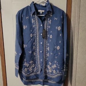 Banana Republic Blue Embroidered Shirt And Shorts Set